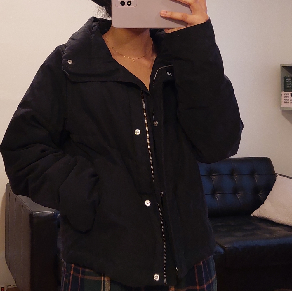 Abercrombie & Fitch Cropped Puffer Jacket